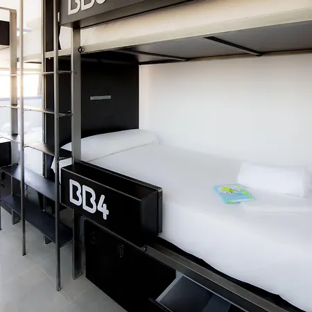 Bea Beach Hostel-3